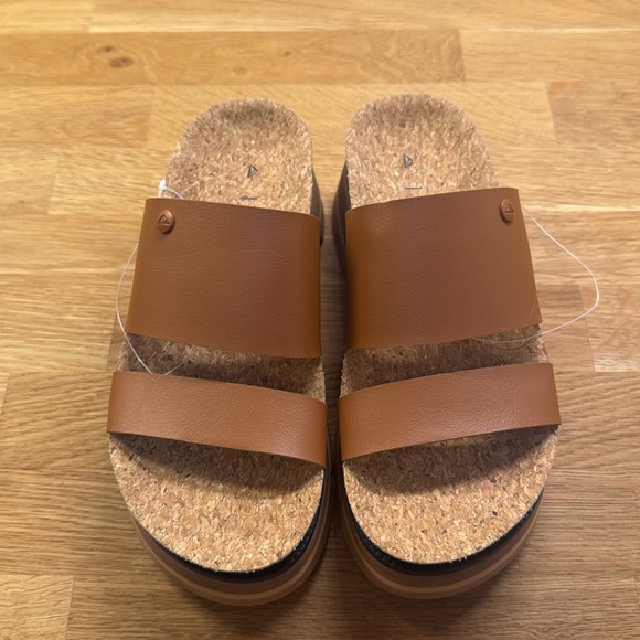 New Reef platform sandal - Picture 3 of 6